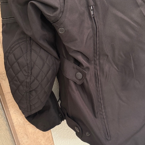 Triumph Waldron Mesh Motorcycle Jacket - Picture 11 of 16